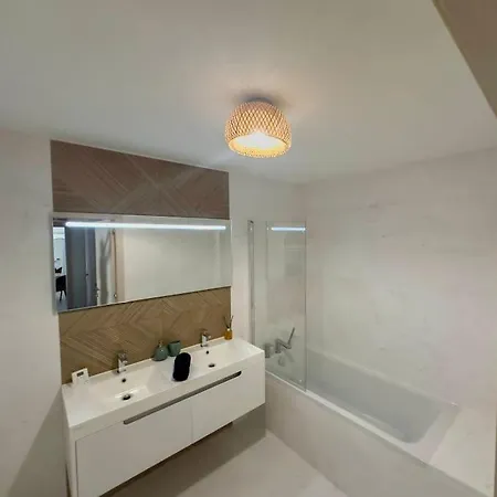 Апартаменты Havre De Paix Avec Jardin - Cote Azur Ste Maxime Сент-Максим