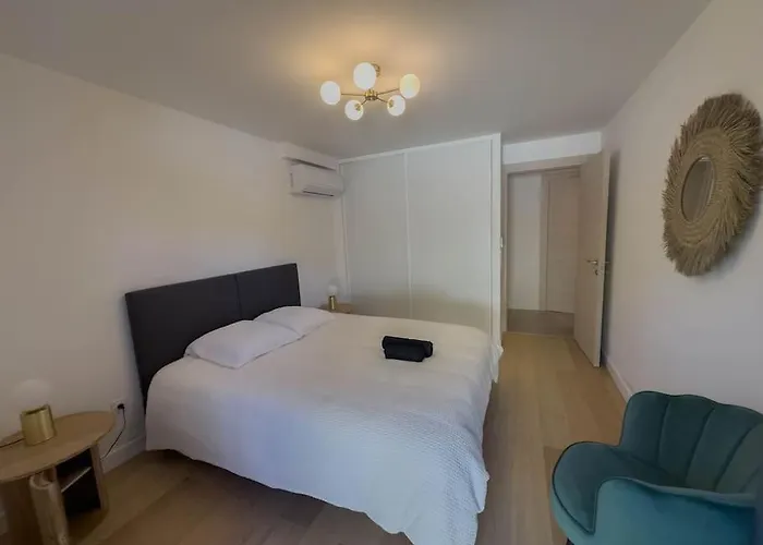 Havre De Paix Avec Jardin - Cote Azur Ste Maxime * Σαιντ-Μαξίμ